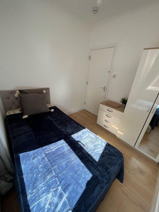 Wesley-avenue-nw10-7bn-1039425