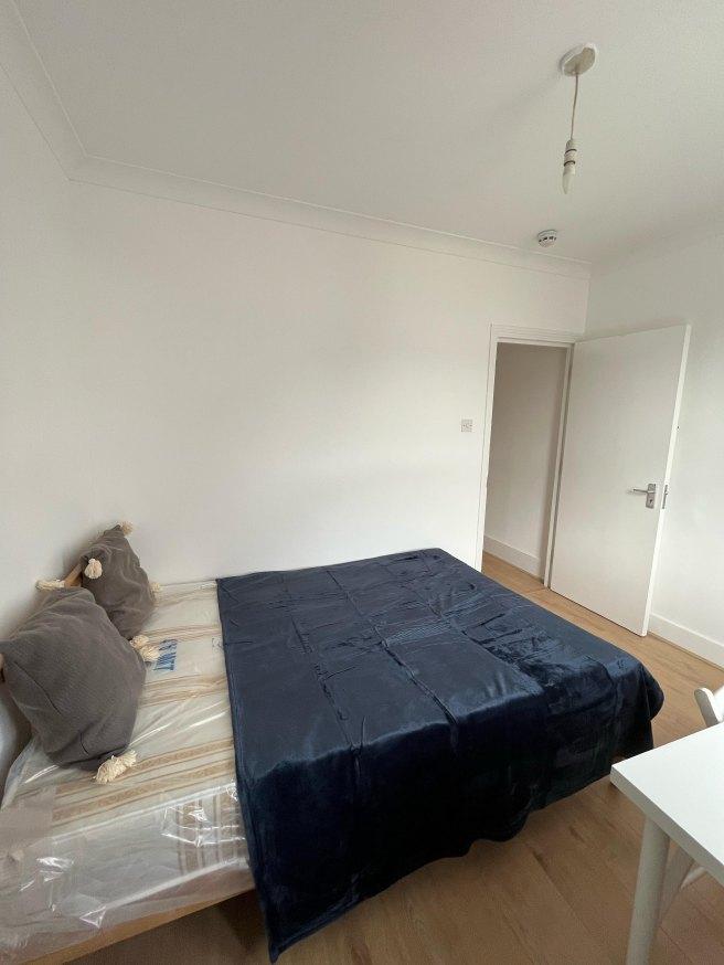 Wesley-avenue-nw10-7bn-1039428