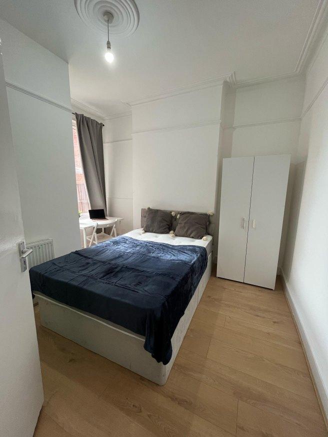 Wesley-avenue-nw10-7bn-1039439