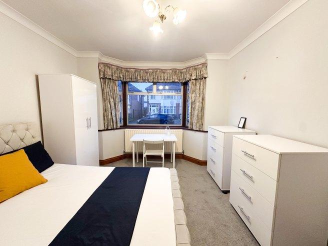 Wesley-avenue-nw10-7bn-1039393