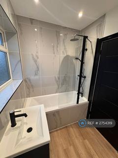 3 bedroom semi-detached house to rent, Broadgate Avenue, St. Helens, WA9