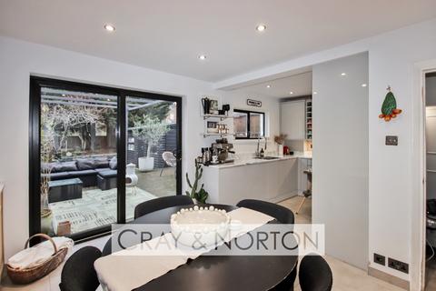 3 bedroom semi-detached house for sale, Teevan Road, Addiscombe, CR0
