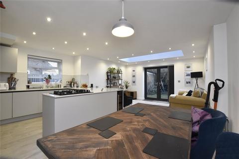 undefined, Plantation Avenue, Leeds