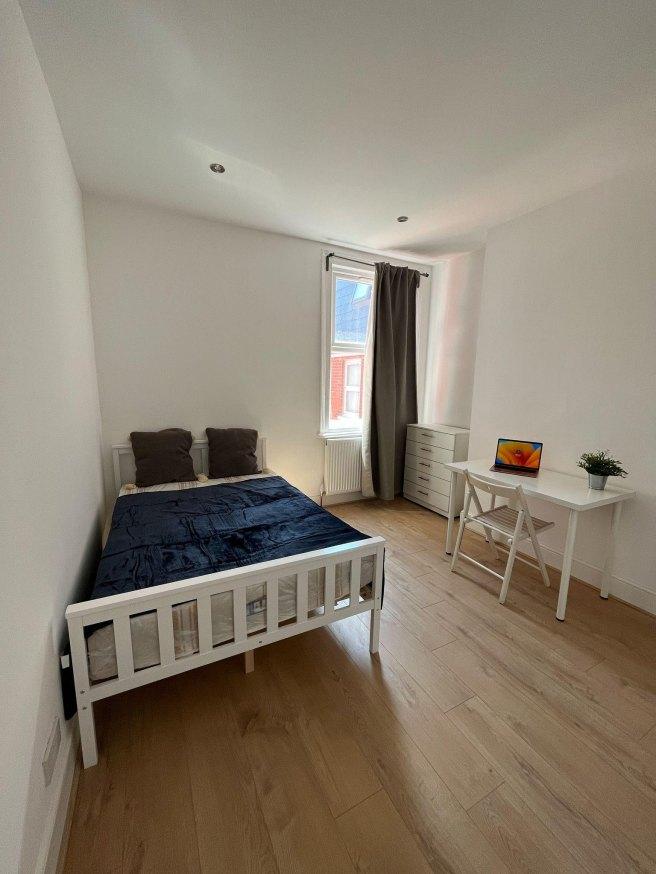 Mora-road-nw2-6sl-1039340