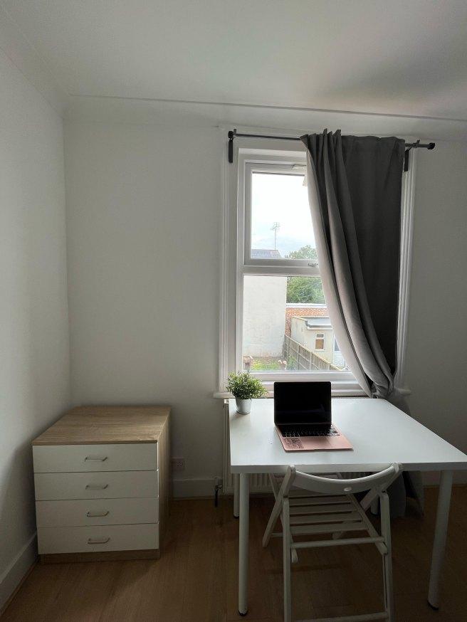 Mora-road-nw2-6sl-1039348
