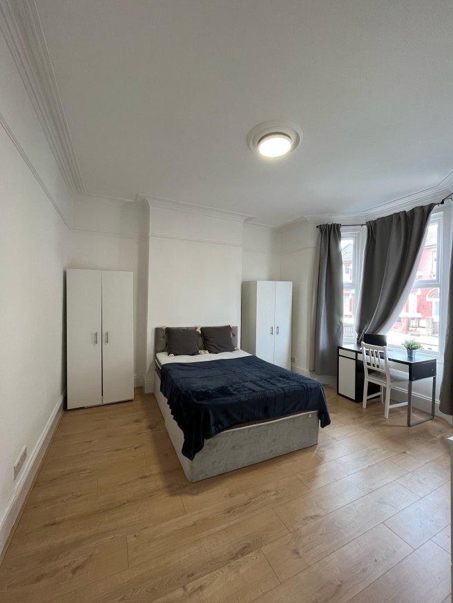 Mora-road-nw2-6sl-1039349