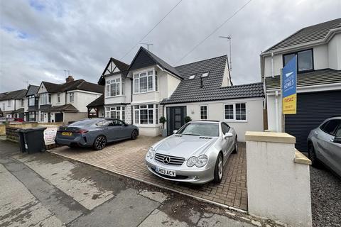 Marlborough Road, Swindon SN3