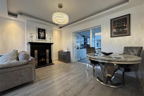 undefined, Marlborough Road, Swindon SN3