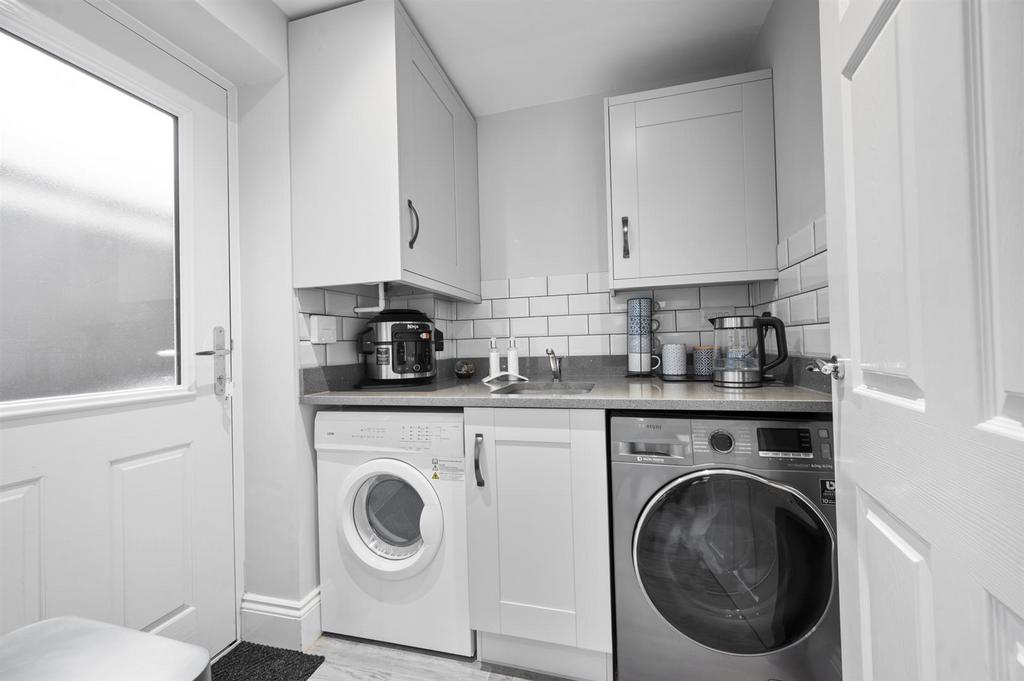Utility Room.jpg