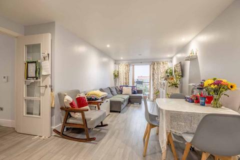 2 bedroom flat for sale, Stoke Road, Slough SL2