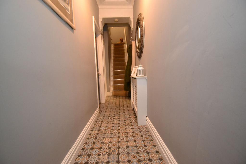 Photograph 11