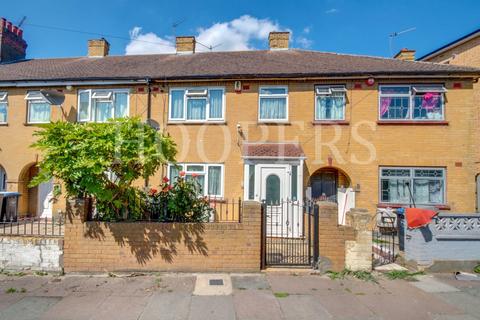 3 bedroom terraced house for sale, Litchfield Gardens, London, NW10