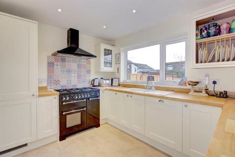 4 bedroom detached house for sale, Glebe Way, Corsham