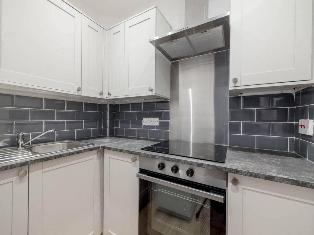 77333 Wardlaw Street