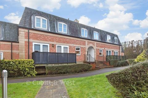 2 bedroom apartment for sale, Crabbett Park, Worth, Crawley, West Sussex