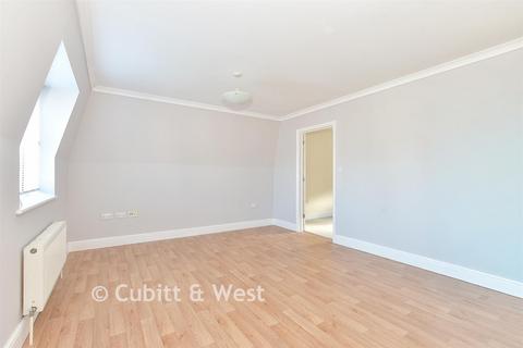 undefined, The Pavilions, Crawley RH10