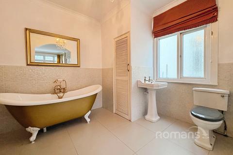 5 bedroom semi-detached house for sale, Gordon Road, Camberley, Surrey