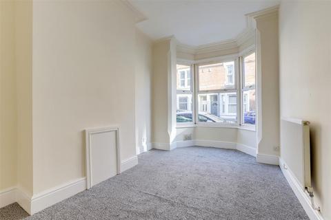 undefined, Myrtle Avenue, Nottingham NG7