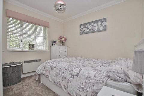 1 bedroom apartment to rent, Southwood Avenue, Woking GU21