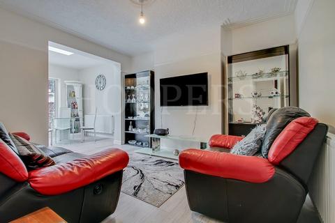 3 bedroom terraced house for sale, Clifford Way, London, NW10