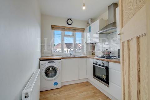 3 bedroom terraced house for sale, Clifford Way, London, NW10