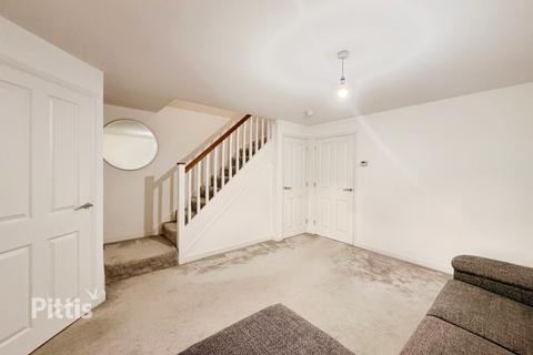 3 bedroom semi-detached house to rent, Red Fox Square Newport PO30