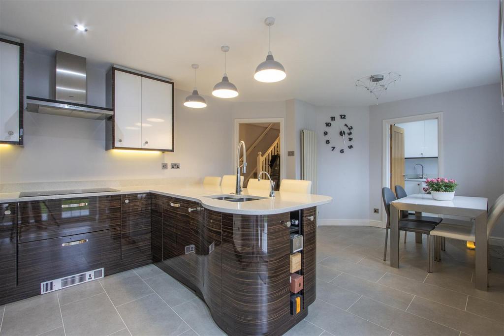 Dining Kitchen