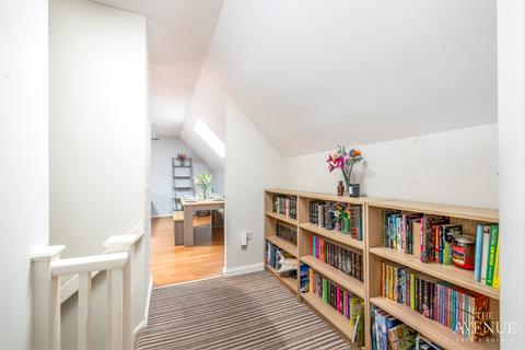 undefined, Castlefield Close, Higham Ferrers, NN0 8FA