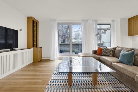 undefined, Upper Ground, London, SE1
