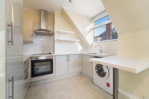 undefined, Upper Brighton Road, Surbiton KT6