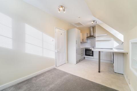 undefined, Upper Brighton Road, Surbiton KT6