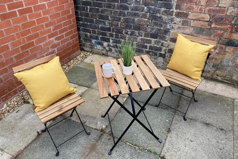 4 bedroom house share to rent, Guildford Street,, Stoke-on-Trent, ST4