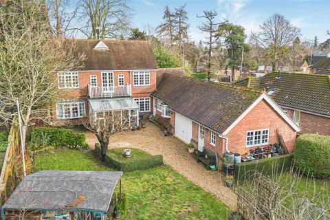 undefined, Conisboro Avenue, Caversham, RG4