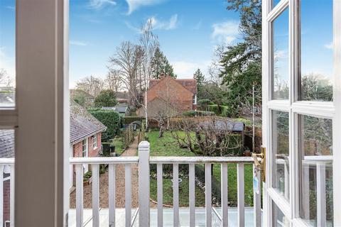 undefined, Conisboro Avenue, Caversham, RG4