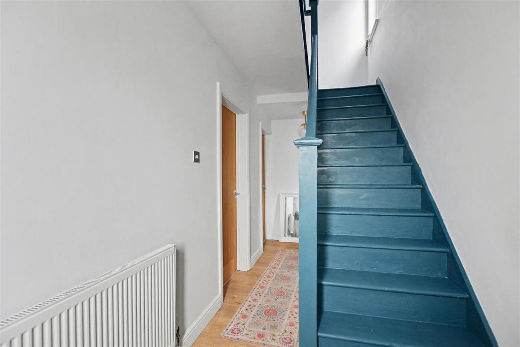 Entrance Hall 1.jpeg