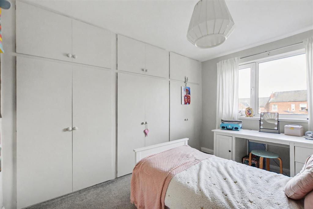 Bedroom 2 1.jpeg