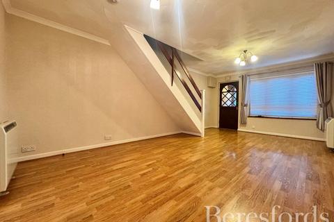 2 bedroom semi-detached house for sale, Bennions Close, Hornchurch, RM12
