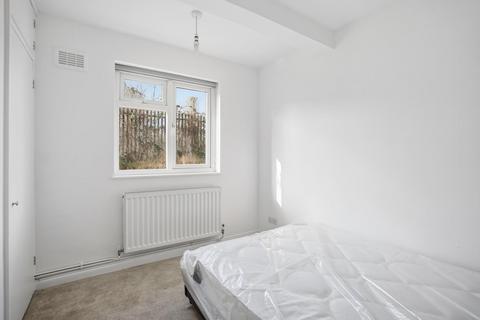 3 bedroom house to rent, Green Dale, East Dulwich, London, SE22