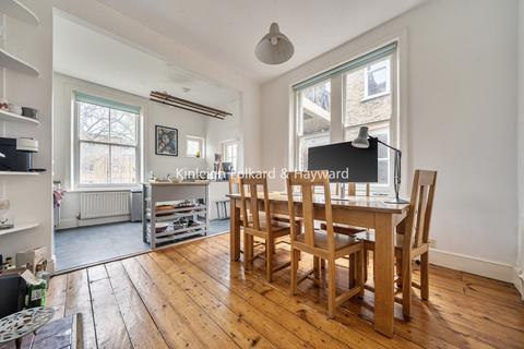 2 bedroom flat to rent, Cranworth Gardens, Oval, London, SW9