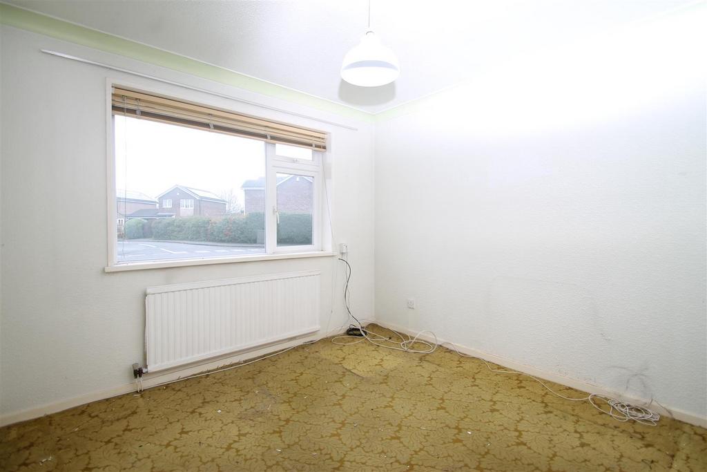 Bedroom 2.JPG