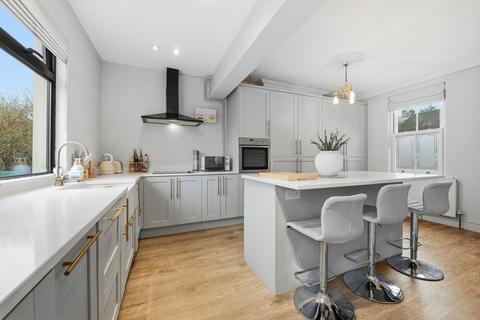 3 bedroom semi-detached house for sale, St. Andrews Road, Burgess Hill, RH15