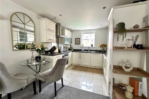 2 bedroom flat for sale, Parklands Court, Yarm Road