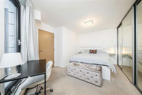 2 bedroom flat for sale, Webber Street, London SE1