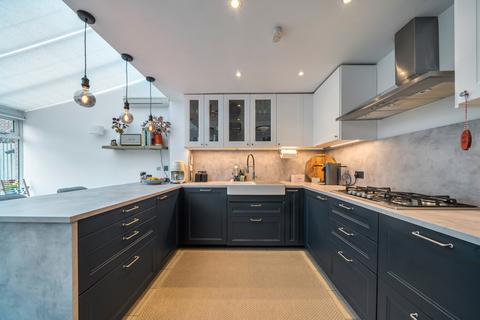 undefined, Ravens Dene, Chislehurst