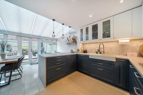 undefined, Ravens Dene, Chislehurst