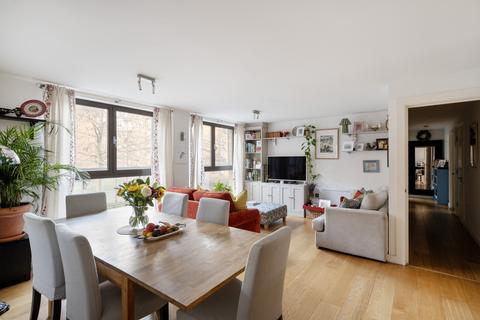 3 bedroom apartment for sale, Chance Street, London E2