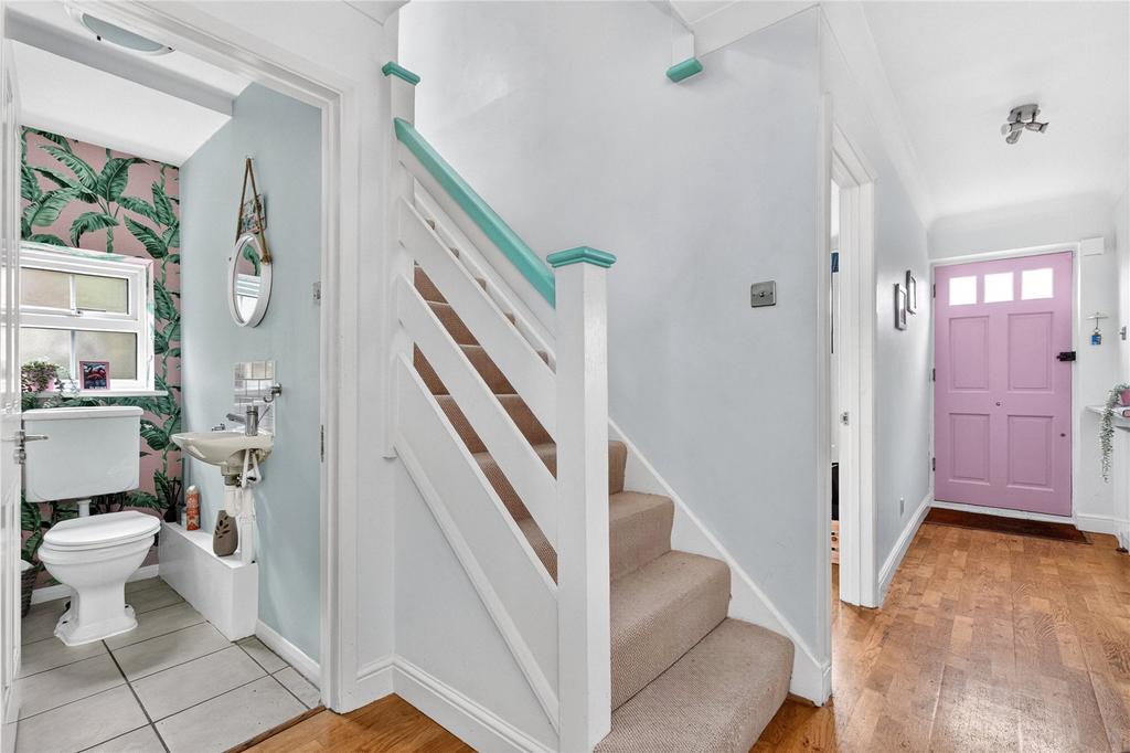 Hallway/WC