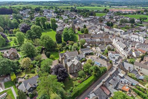 undefined, Essington, North Tawton