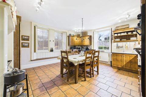 undefined, Essington, North Tawton