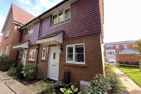 2 bedroom end of terrace house for sale, Merritt Way, Waterlooville, PO8